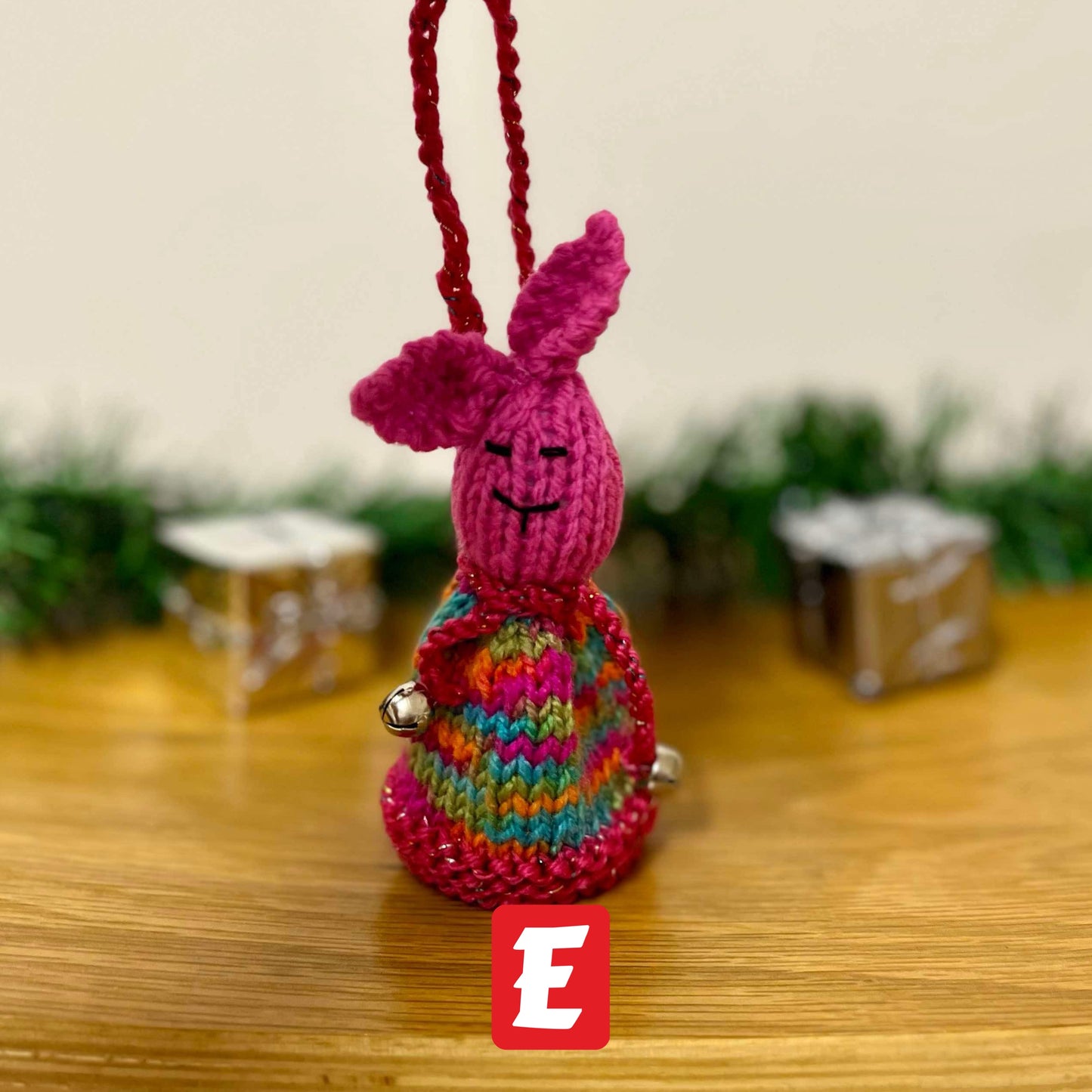 TJ Friends knitted bun decoration