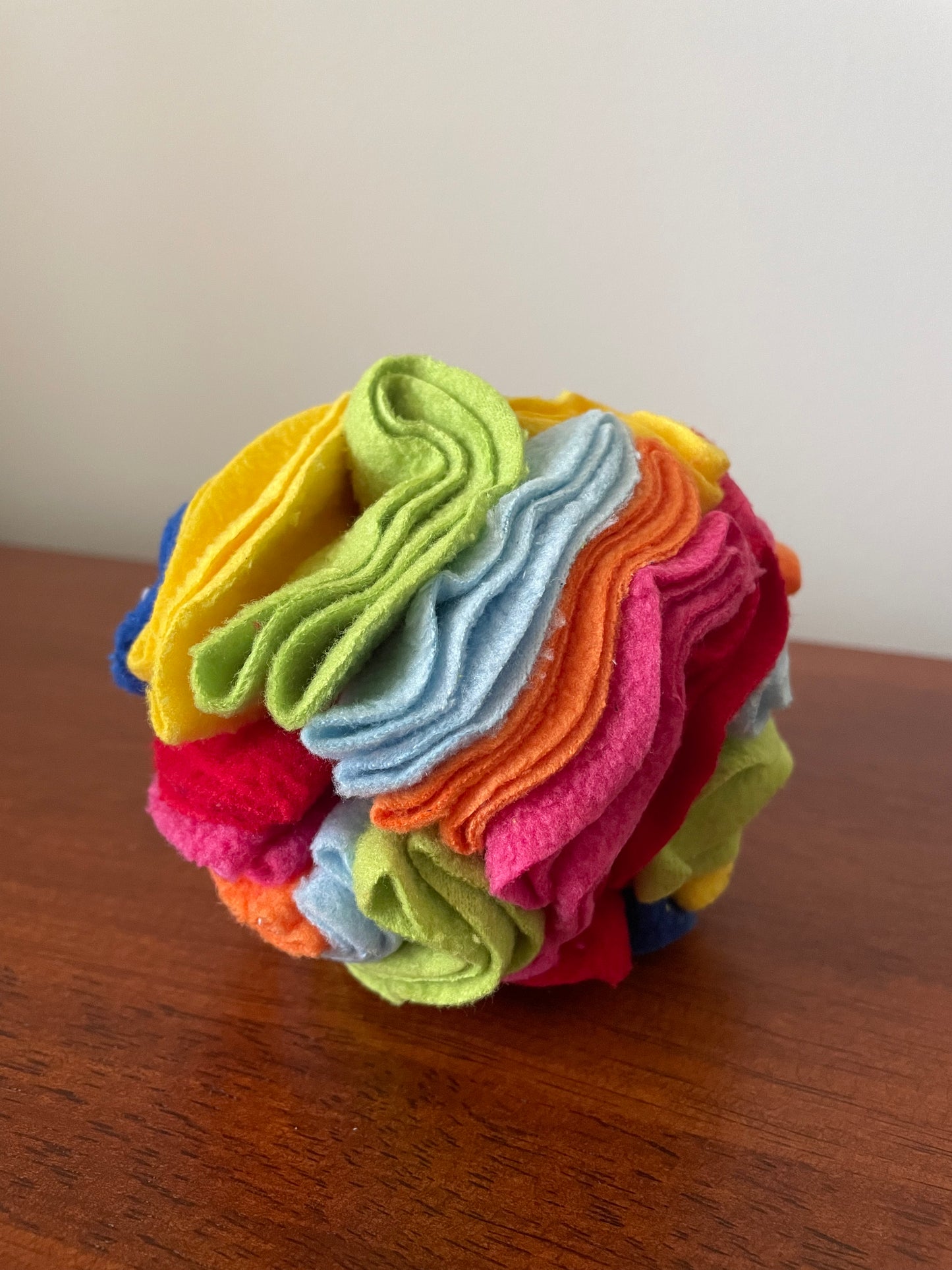 Snuffle Ball Small