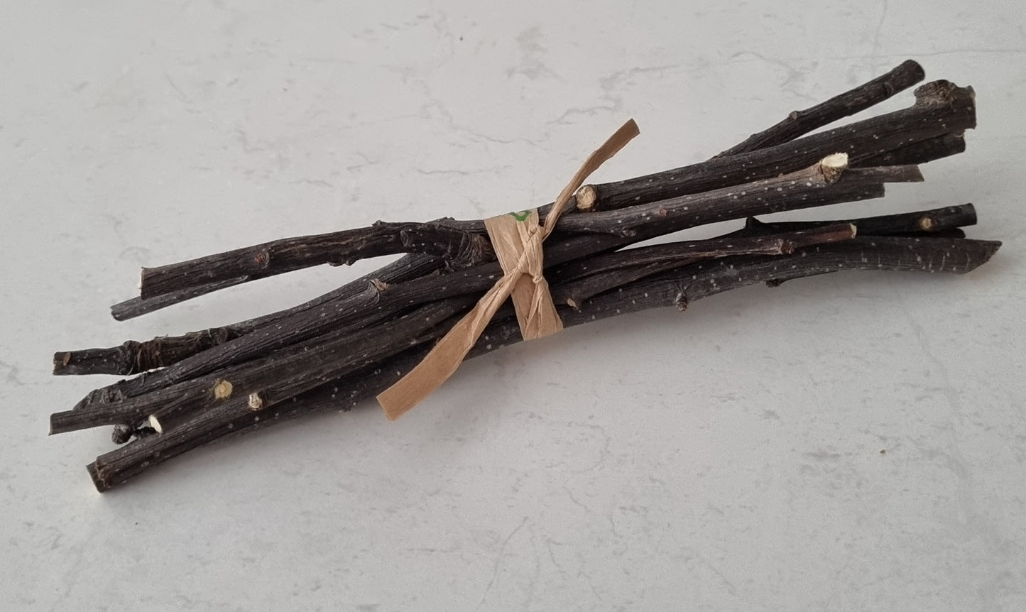 Pear branch bundle (approx 50 gm)