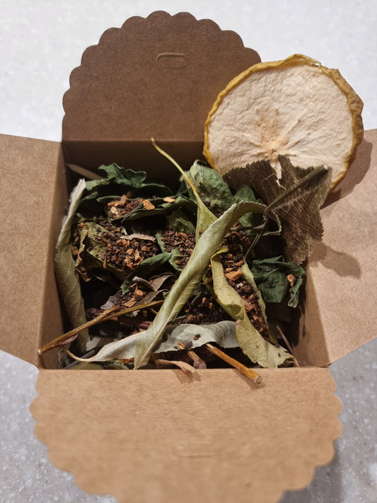 Dried leaves and roasted dried dandelion and chicory and apple slice