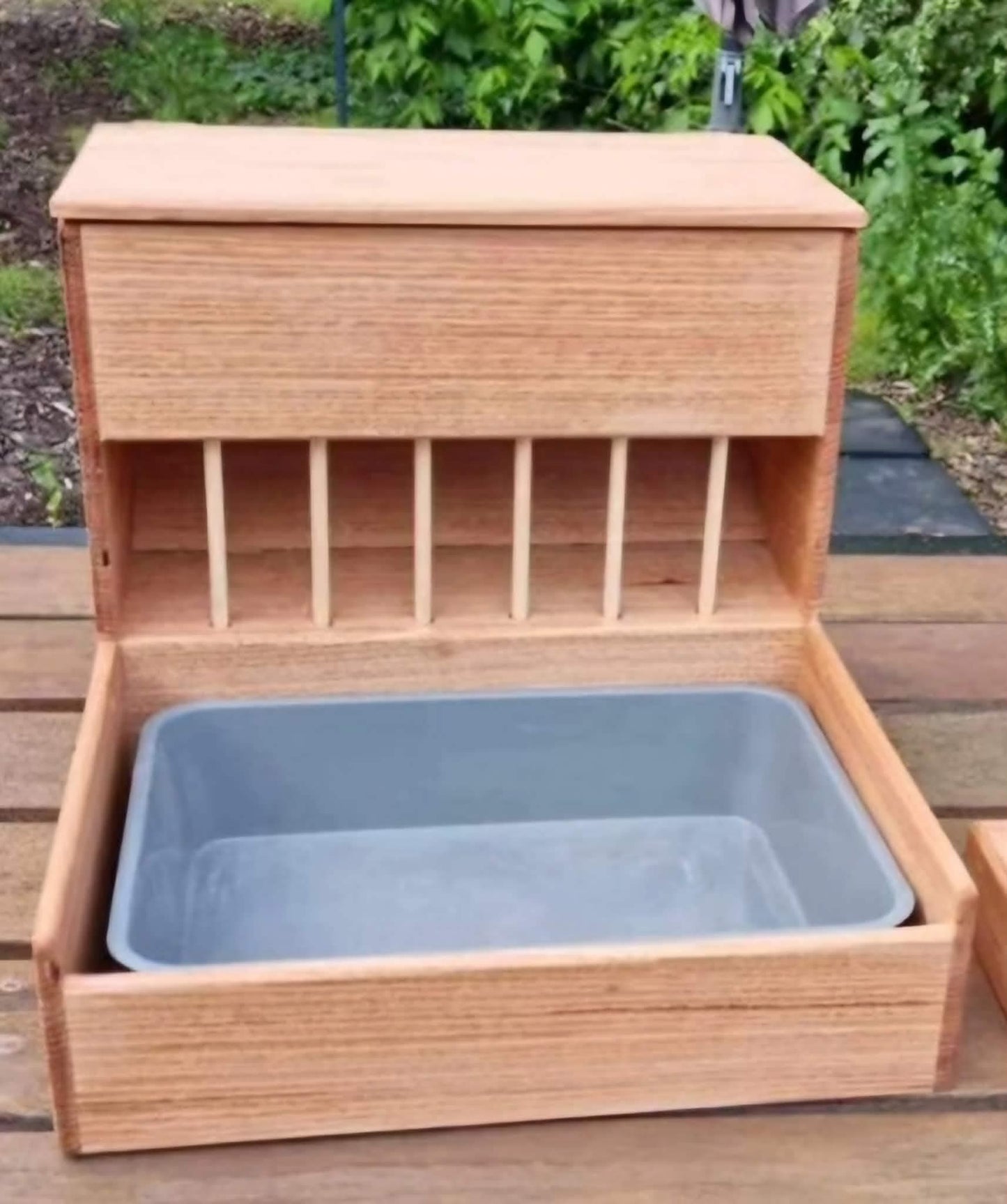 LUCKY NUMBER GAME - Custom hay feeder