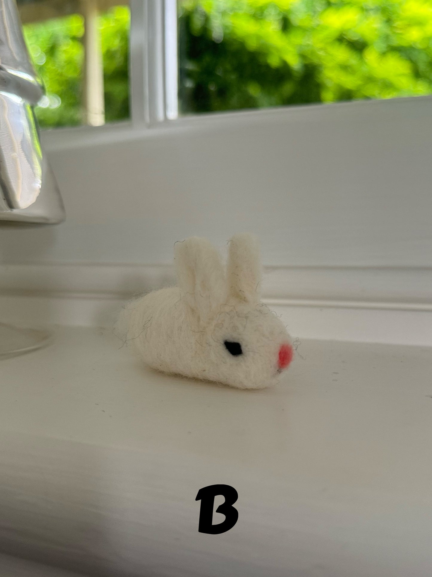 Mini felted bunny