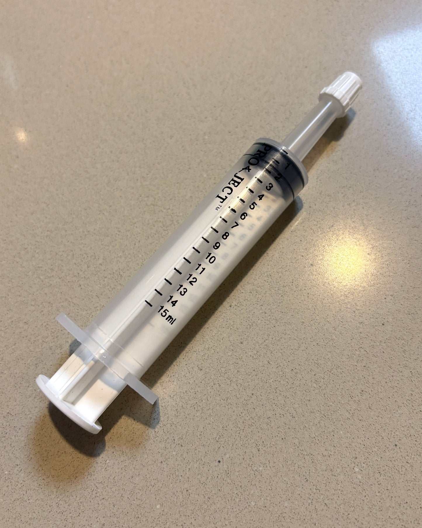 15ml Feeding Syringe (p)