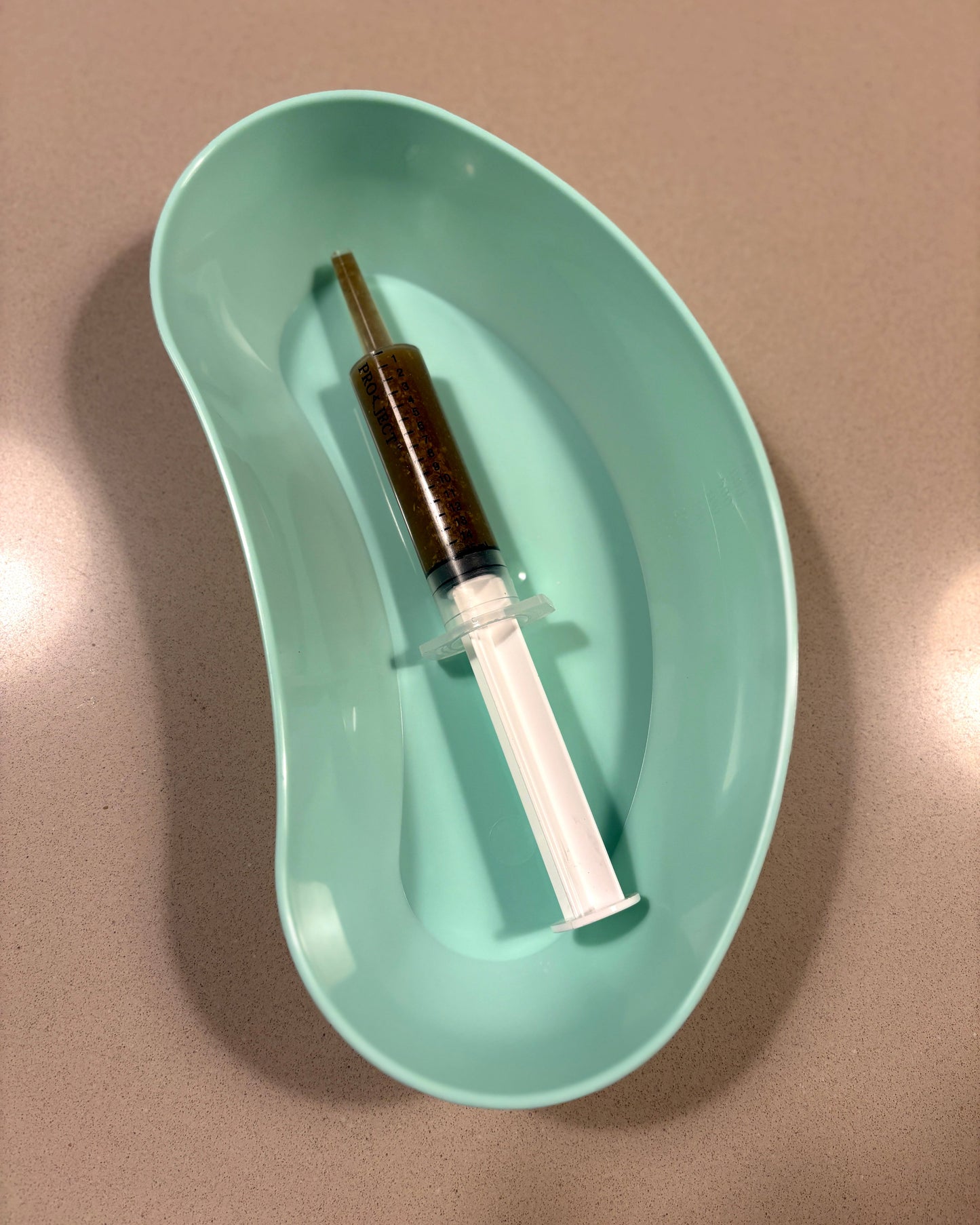 Kidney Dish