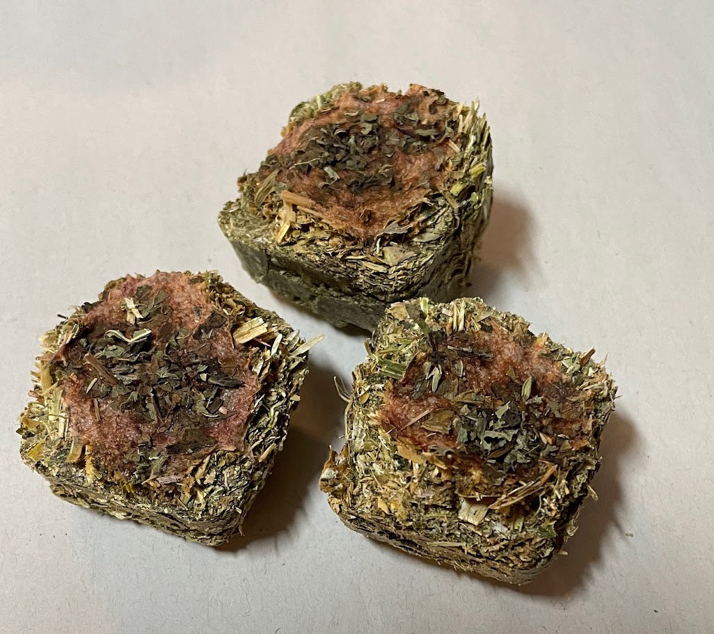 Haystacks - Banana Strawberry Lemon Balm