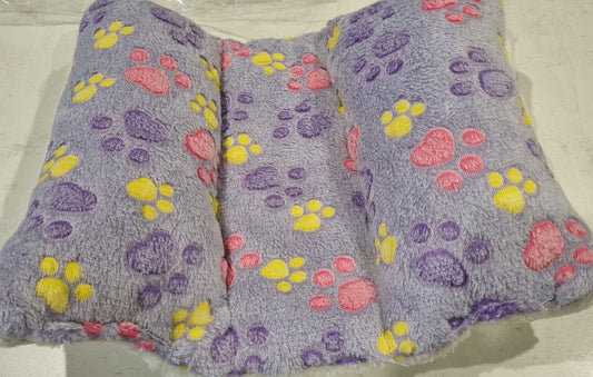 Plush Bumper Bed - extra small (30 x 35 cm).  Ideal for a baby bun or Nethie Dwarf. Mauve paws pattern. (p)