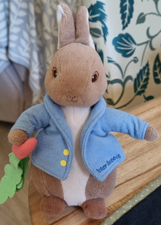 Peter Rabbit (18 cm)
