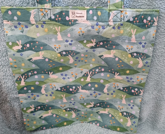 Tote Bag and matching framed cosmetic purse set.