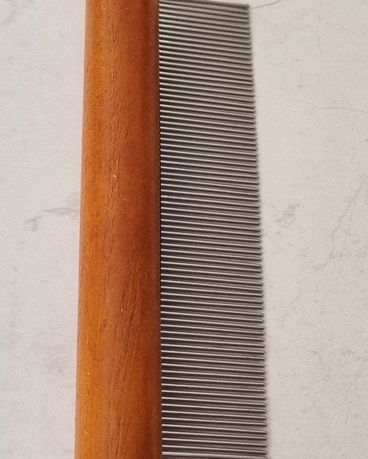 Fine Tooth Comb (p)