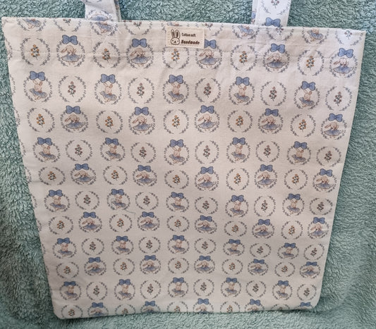 Tote Bag and matching framed cosmetic purse set.