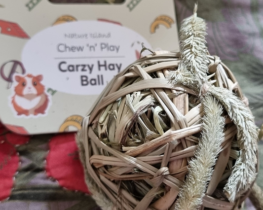 Nature Island Chew & Play Timothy Hay Ball